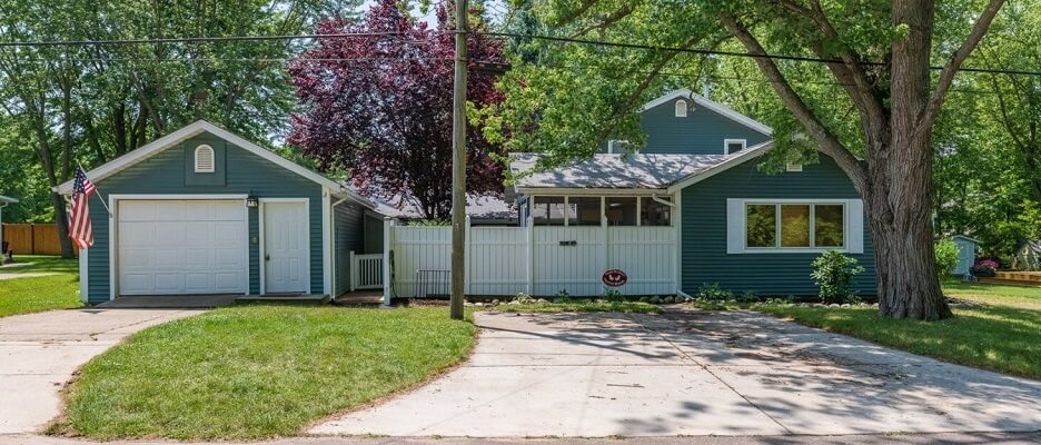 cottage on wash house